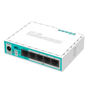 Routeur MikroTik hEX lite à cinq ports Ethernet — vue de trois quarts